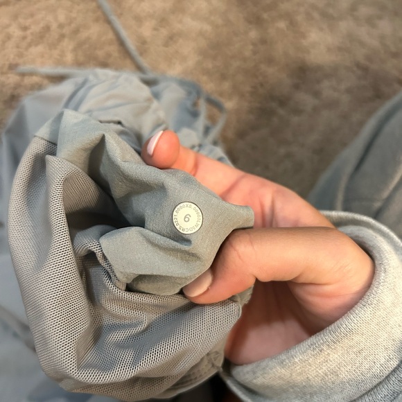 LULULEMON STRETCH HIGH RISE JOGGER rhino grey size 4 - Picture 4 of 5